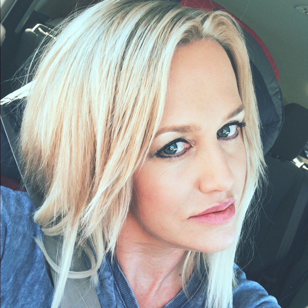 Meet your Posher, Jennifer